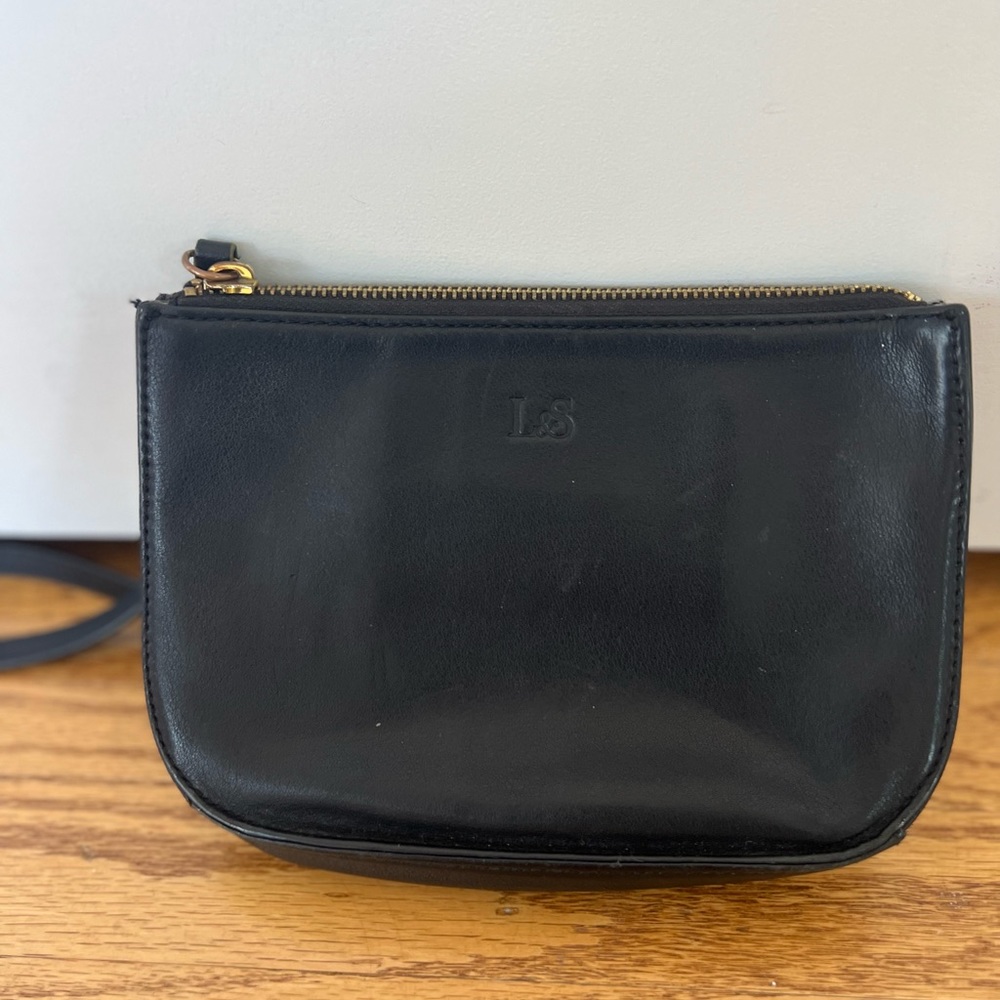 Lo & Sons Waverly Black Napa Leather with Gold Hardware